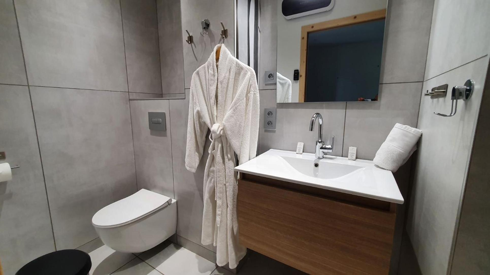 Gite & Spa Le Clos De Mon Pere Rochefort  Bagian luar foto